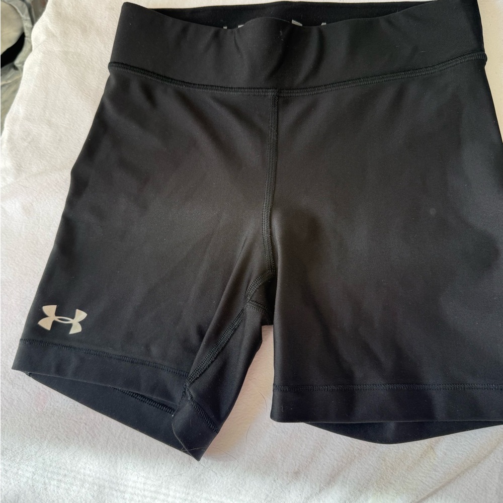 Under Armour Women's Black Bike Shorts